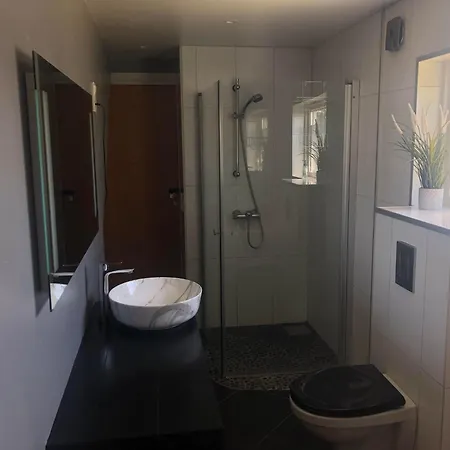 Naer Havn Apartment *