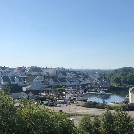 Naer Havn Apartment Tananger